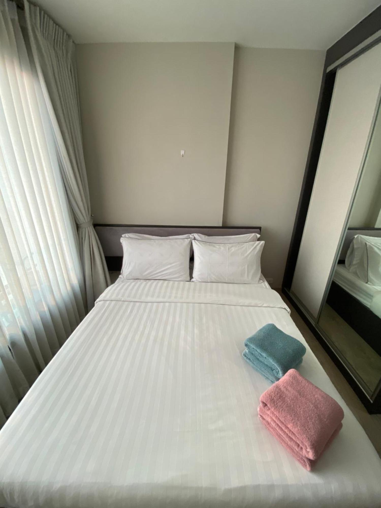 The Base In Aparthotel *